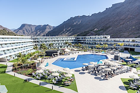 Radisson Blu Resort & Spa Mogan